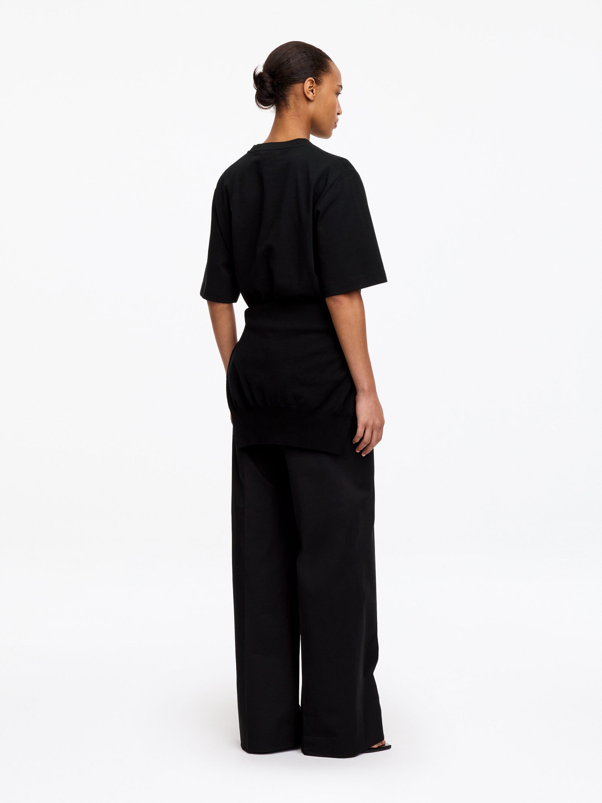 Boxy T-Shirt - Black - Image 4