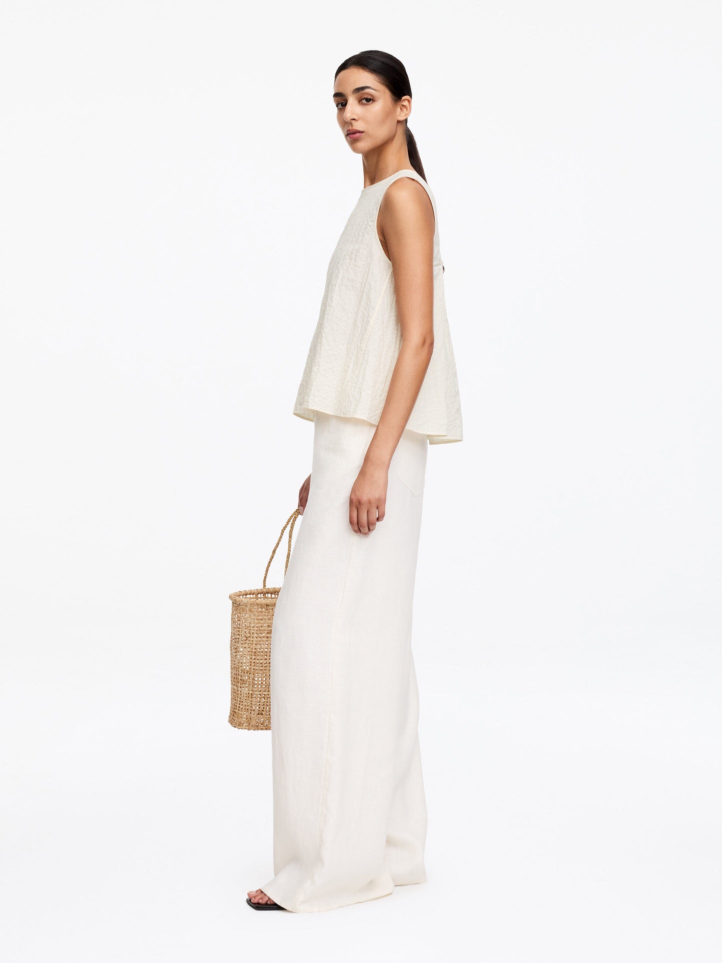 Sleeveless Seersucker Top - White - Image 2