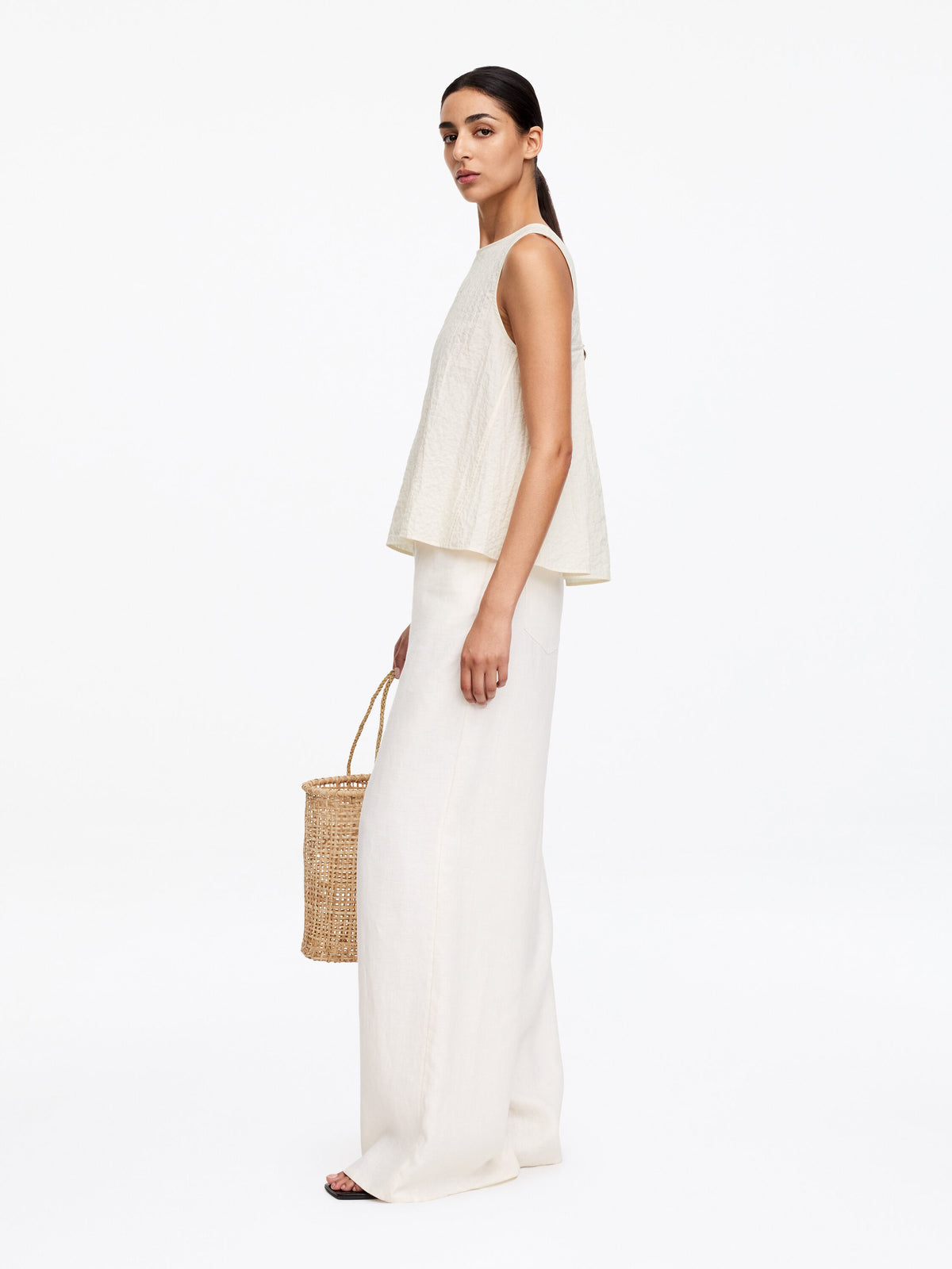 Sleeveless Seersucker Top - White - Image 2
